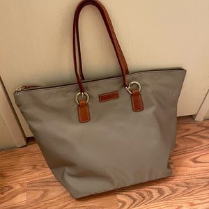 Dooney & Bourke, nylon tote